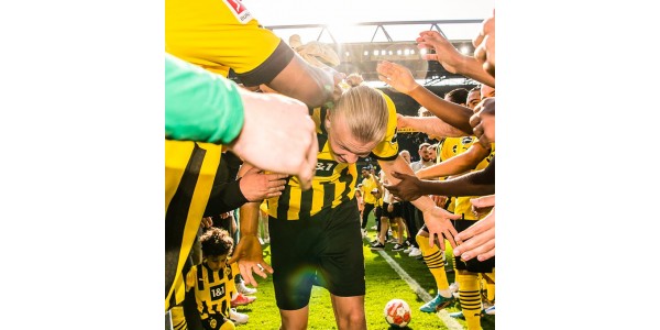 Erling Håland hat eine kleine Gruppe treuer Fans